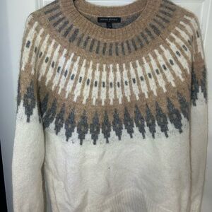 Banana Republic Men's Cream and Brown Crewneck Sweater